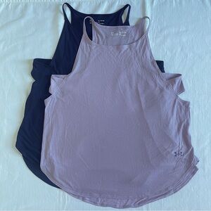 2 Under Armour Heat Gear Tanks